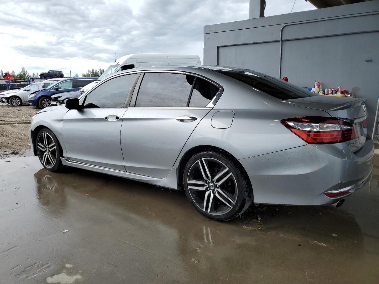 Автомобиль HONDA ACCORD SPORT SPECIAL EDITION 2017 | GrandCar Автомобиль HONDA ACCORD SPORT SPECIAL EDITION 2017 | GrandCar