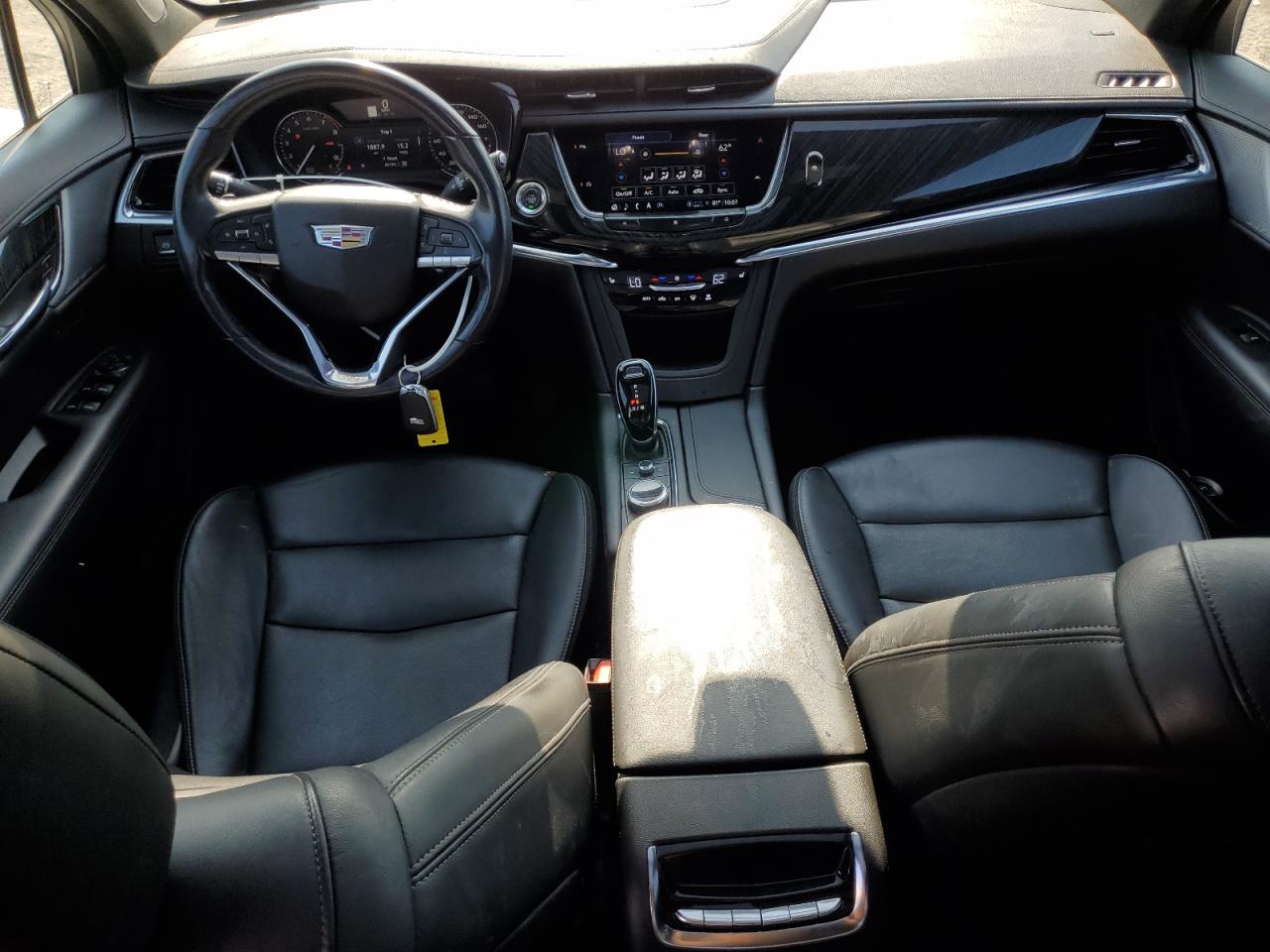 Автомобиль CADILLAC XT6 PREMIUM LUXURY 2021 | GrandCar Автомобиль CADILLAC XT6 PREMIUM LUXURY 2021 | GrandCar