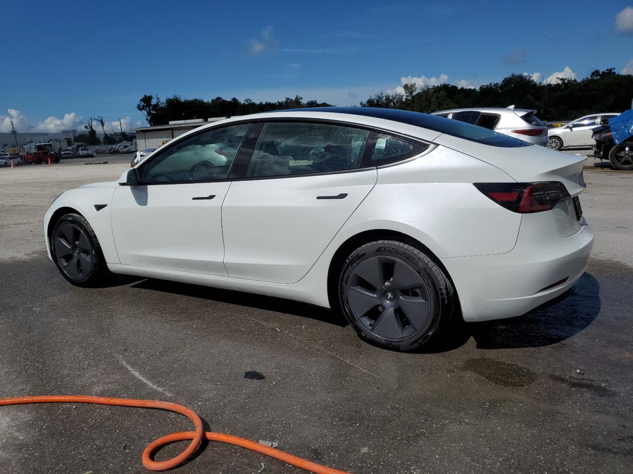 Автомобіль TESLA MODEL 3 2023 | GrandCar Автомобіль TESLA MODEL 3 2023 | GrandCar
