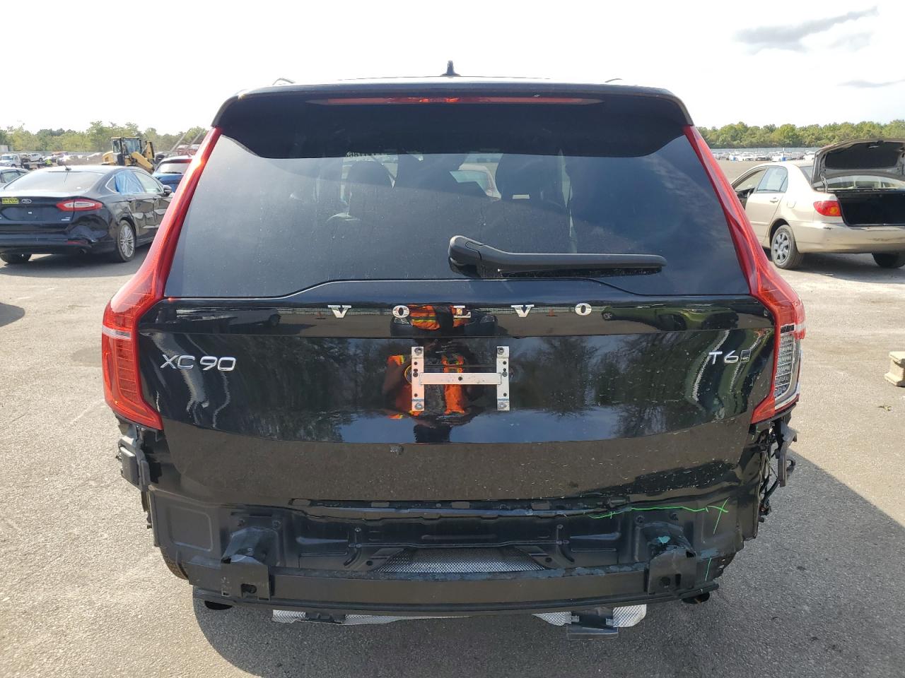 Автомобиль VOLVO XC90 T6 INSCRIPTION 2021 | GrandCar Автомобиль VOLVO XC90 T6 INSCRIPTION 2021 | GrandCar