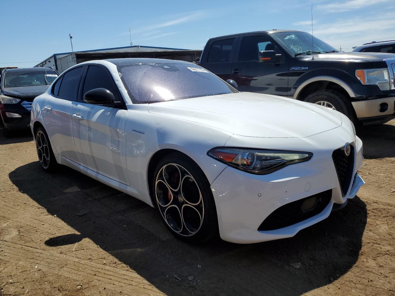 Автомобіль ALFA ROMEO GIULIA TI 2023 | GrandCar Автомобіль ALFA ROMEO GIULIA TI 2023 | GrandCar