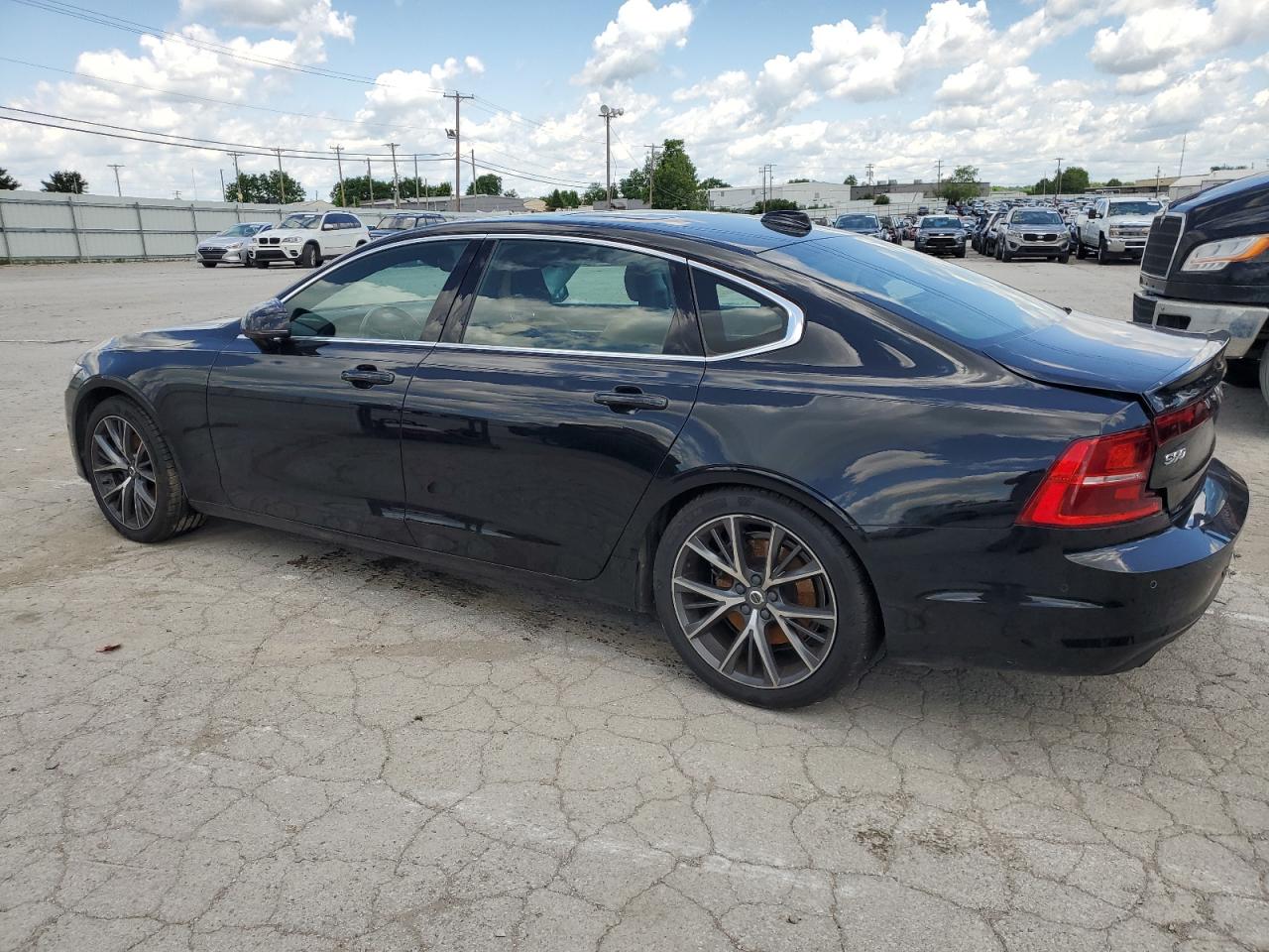 Автомобиль VOLVO S90 T5 MOMENTUM 2018 | GrandCar Автомобиль VOLVO S90 T5 MOMENTUM 2018 | GrandCar