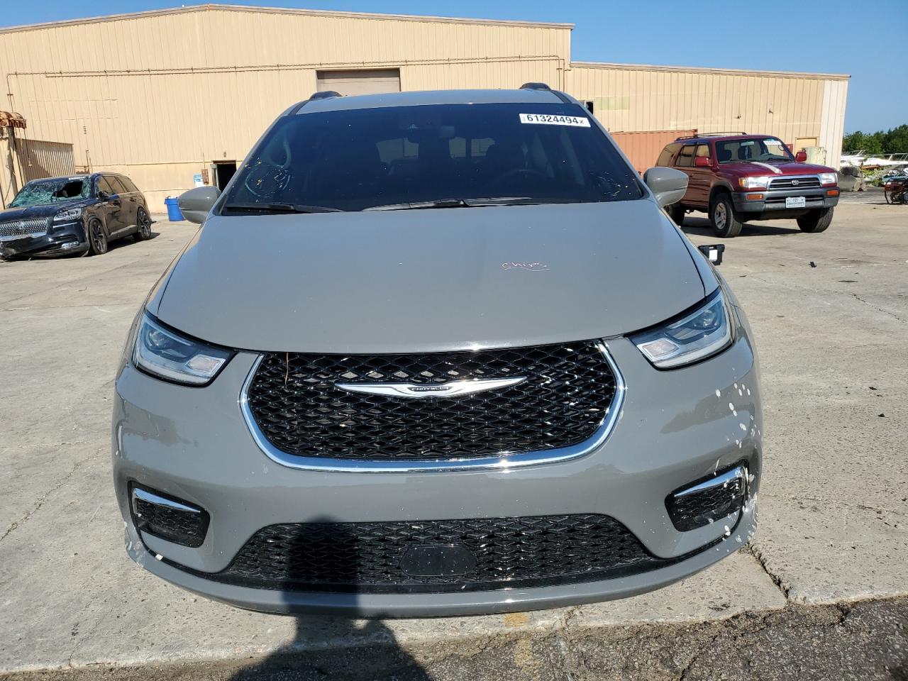 Автомобиль CHRYSLER PACIFICA TOURING L 2022 | GrandCar Автомобиль CHRYSLER PACIFICA TOURING L 2022 | GrandCar