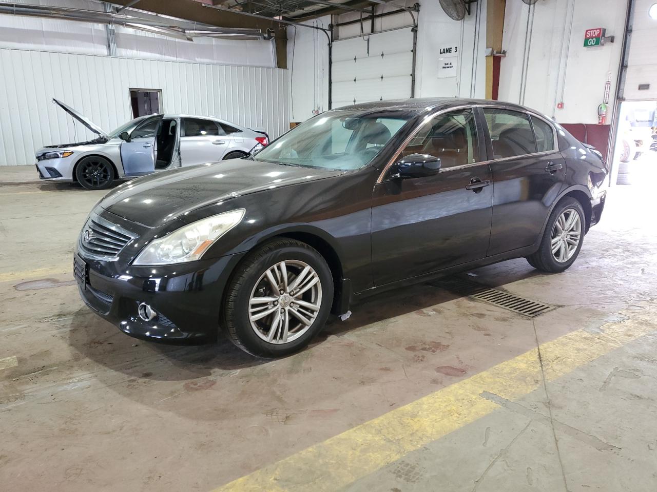Автомобиль INFINITI G37 2013 | GrandCar