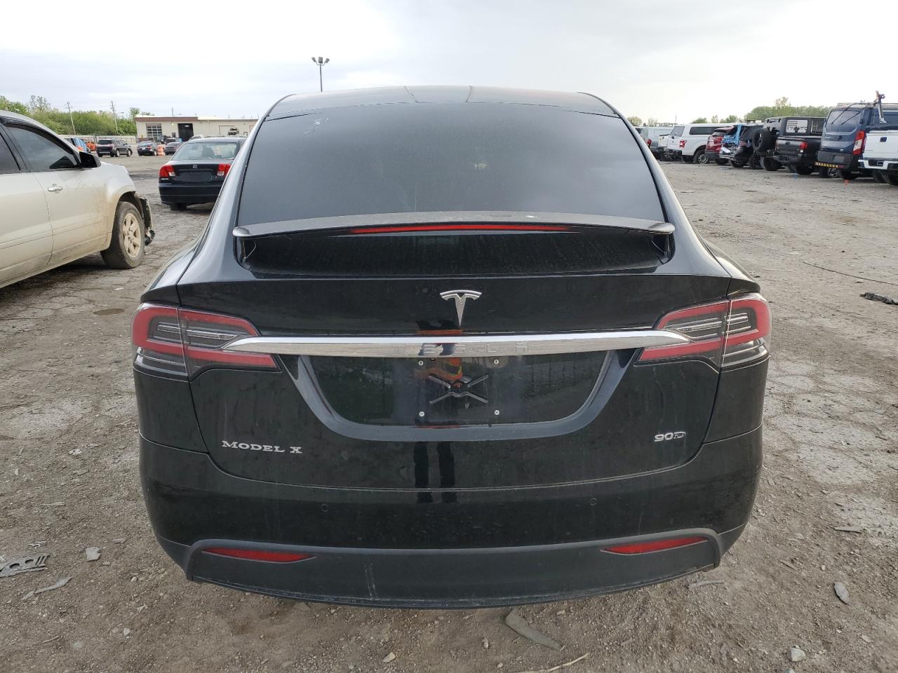 Автомобіль TESLA MODEL X 2016 | GrandCar Автомобіль TESLA MODEL X 2016 | GrandCar