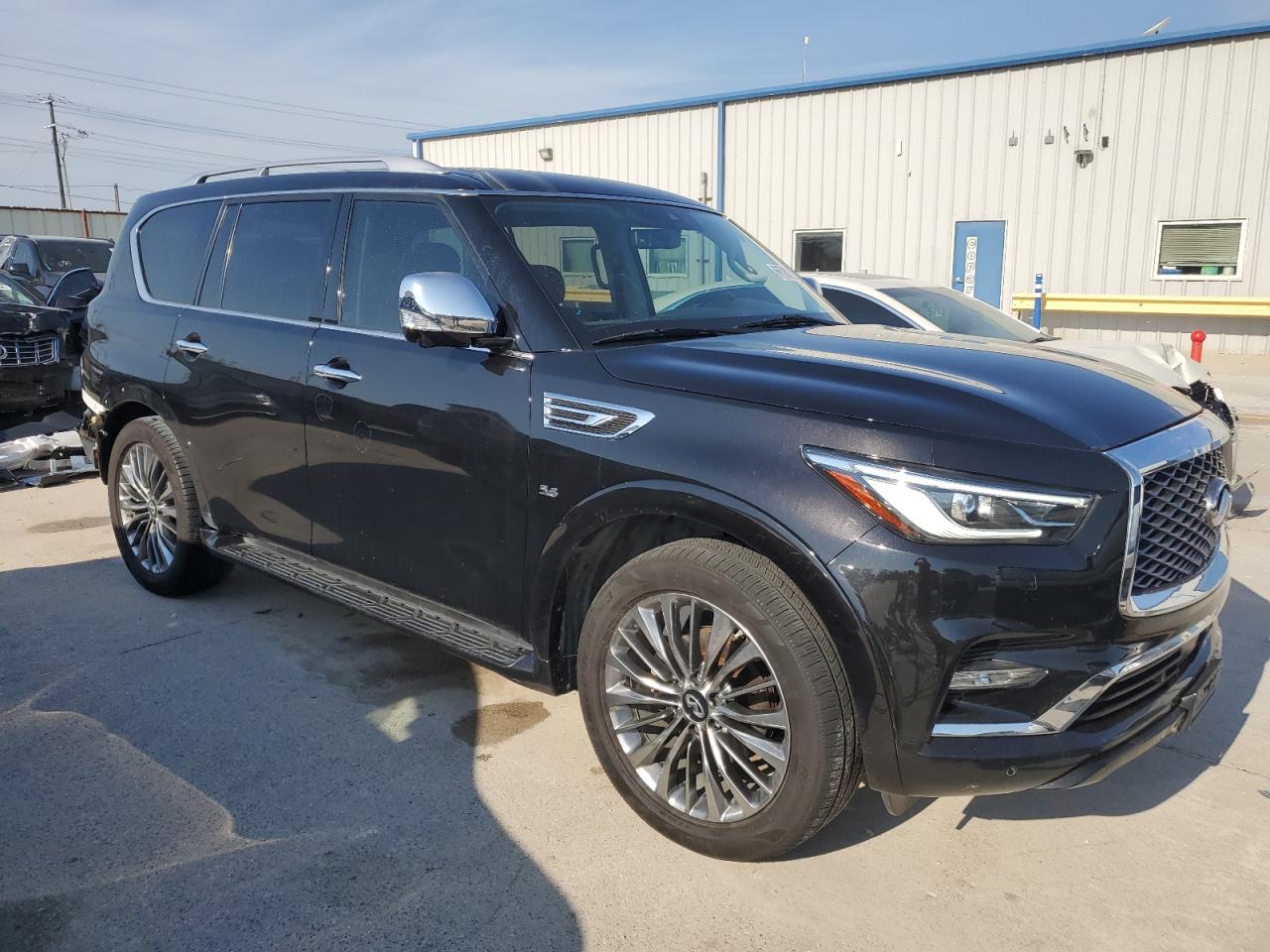 Автомобіль INFINITI QX80 BASE 2018 | GrandCar Автомобіль INFINITI QX80 BASE 2018 | GrandCar