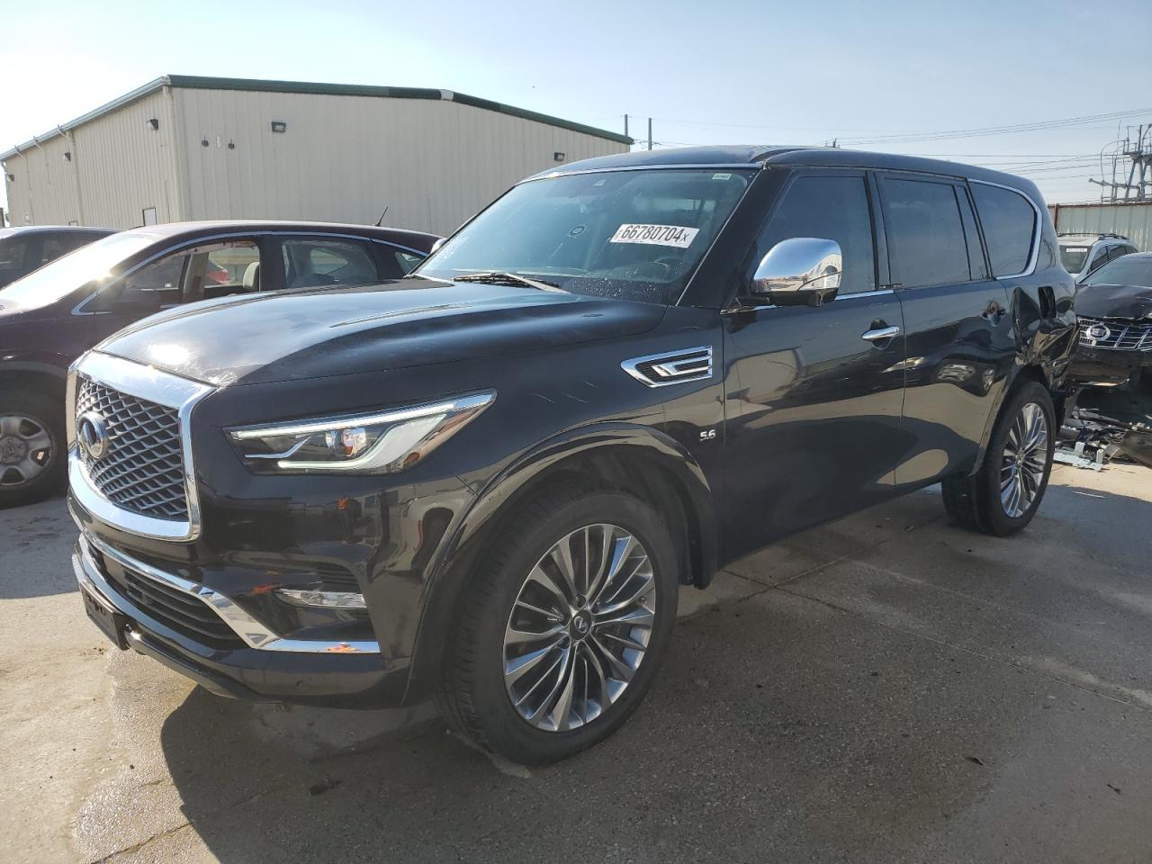 Автомобиль INFINITI QX80 BASE 2018 | GrandCar