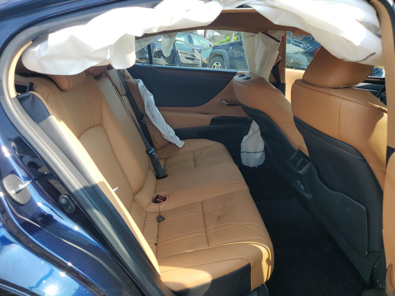 Автомобиль LEXUS ES 350 BASE 2023 | GrandCar Автомобиль LEXUS ES 350 BASE 2023 | GrandCar