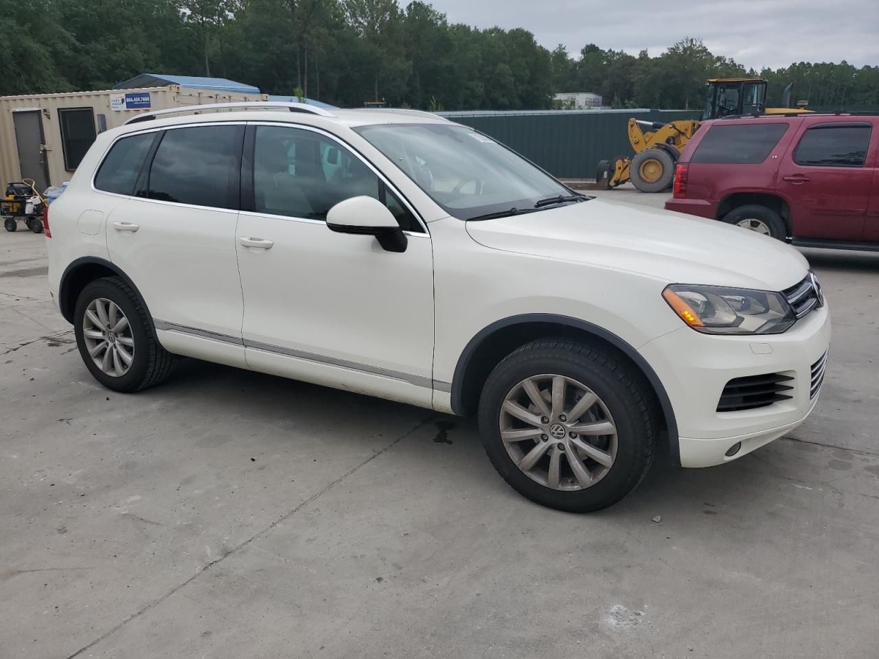Автомобиль VOLKSWAGEN TOUAREG V6 2012 | GrandCar Автомобиль VOLKSWAGEN TOUAREG V6 2012 | GrandCar