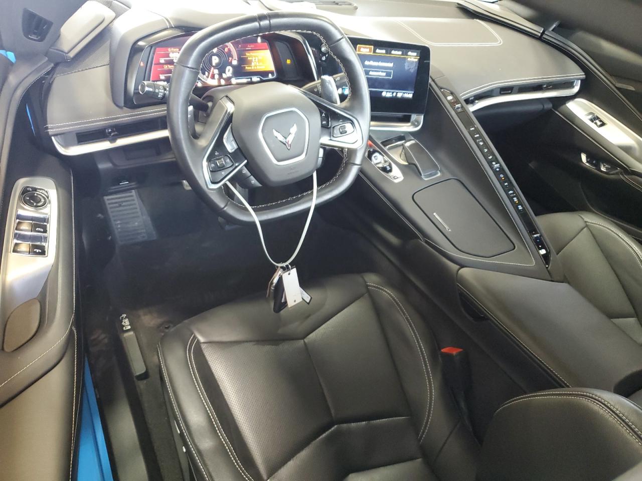 Автомобіль CHEVROLET CORVETTE STINGRAY 1LT 2022 | GrandCar Автомобіль CHEVROLET CORVETTE STINGRAY 1LT 2022 | GrandCar