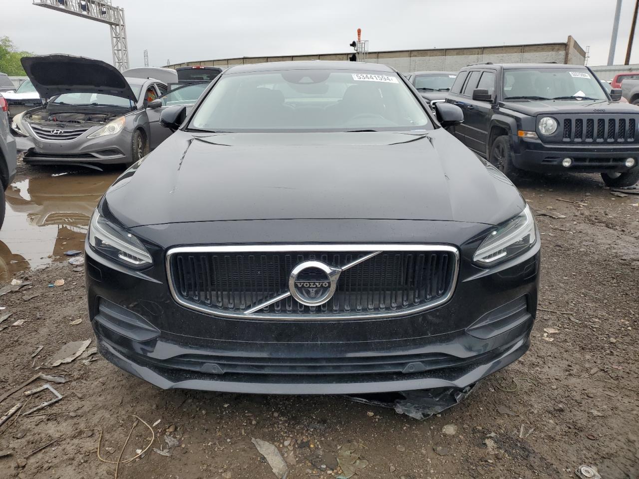 Автомобиль VOLVO S90 T5 MOMENTUM 2018 | GrandCar Автомобиль VOLVO S90 T5 MOMENTUM 2018 | GrandCar