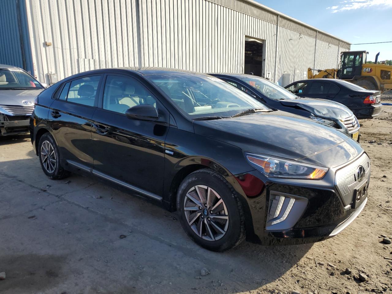 Автомобиль HYUNDAI IONIQ SE 2020 | GrandCar