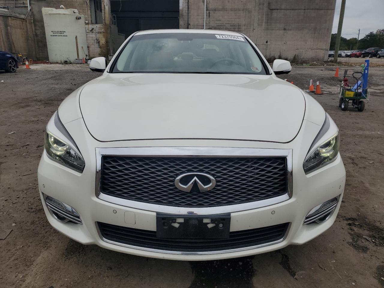 Автомобиль INFINITI Q70L 2016 | GrandCar Автомобиль INFINITI Q70L 2016 | GrandCar