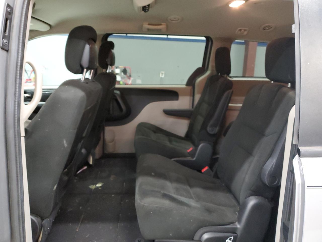 Автомобиль DODGE GRAND CARAVAN SE 2015 | GrandCar Автомобиль DODGE GRAND CARAVAN SE 2015 | GrandCar