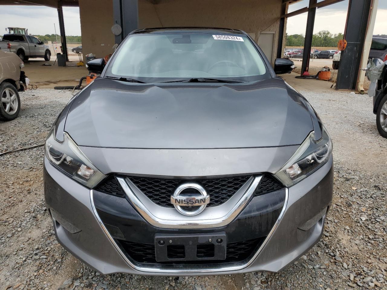 Автомобіль NISSAN MAXIMA 3.5S 2017 | GrandCar Автомобіль NISSAN MAXIMA 3.5S 2017 | GrandCar