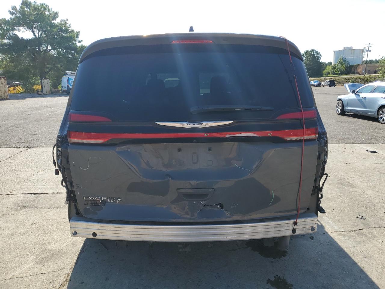Автомобиль CHRYSLER PACIFICA TOURING L 2022 | GrandCar Автомобиль CHRYSLER PACIFICA TOURING L 2022 | GrandCar
