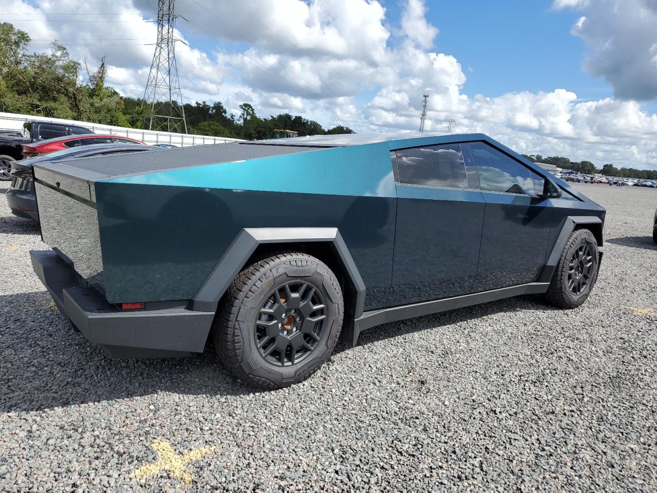 Автомобиль TESLA CYBERTRUCK 2024 | GrandCar Автомобиль TESLA CYBERTRUCK 2024 | GrandCar