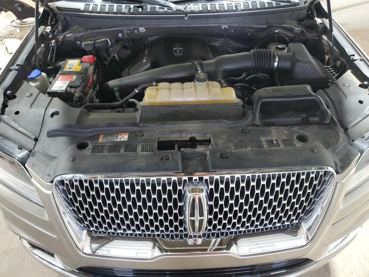 Автомобиль LINCOLN NAVIGATOR L RESERVE 2018 | GrandCar Автомобиль LINCOLN NAVIGATOR L RESERVE 2018 | GrandCar