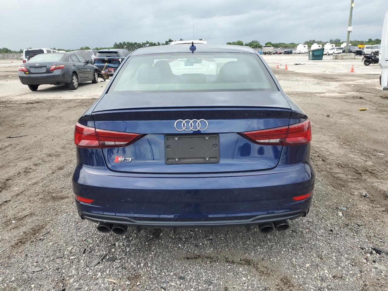 Автомобиль AUDI S3 PREMIUM PLUS 2018 | GrandCar Автомобиль AUDI S3 PREMIUM PLUS 2018 | GrandCar