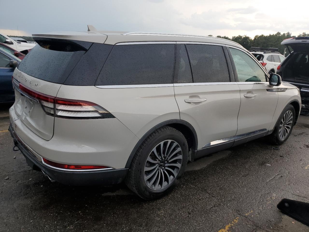 Автомобіль LINCOLN AVIATOR RESERVE 2020 | GrandCar Автомобіль LINCOLN AVIATOR RESERVE 2020 | GrandCar