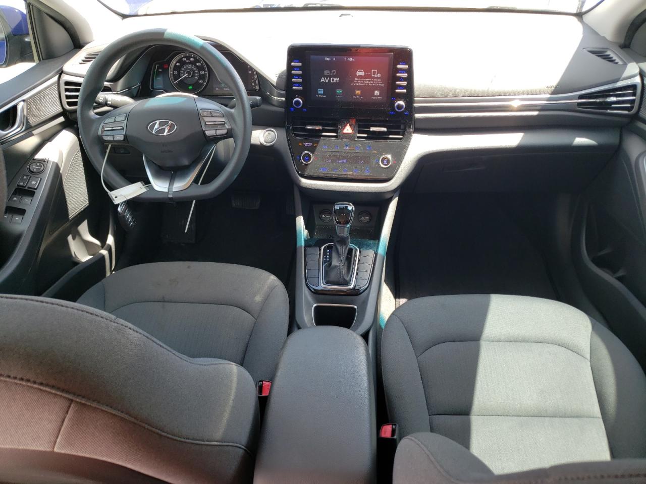 Автомобиль HYUNDAI IONIQ BLUE 2020 | GrandCar Автомобиль HYUNDAI IONIQ BLUE 2020 | GrandCar