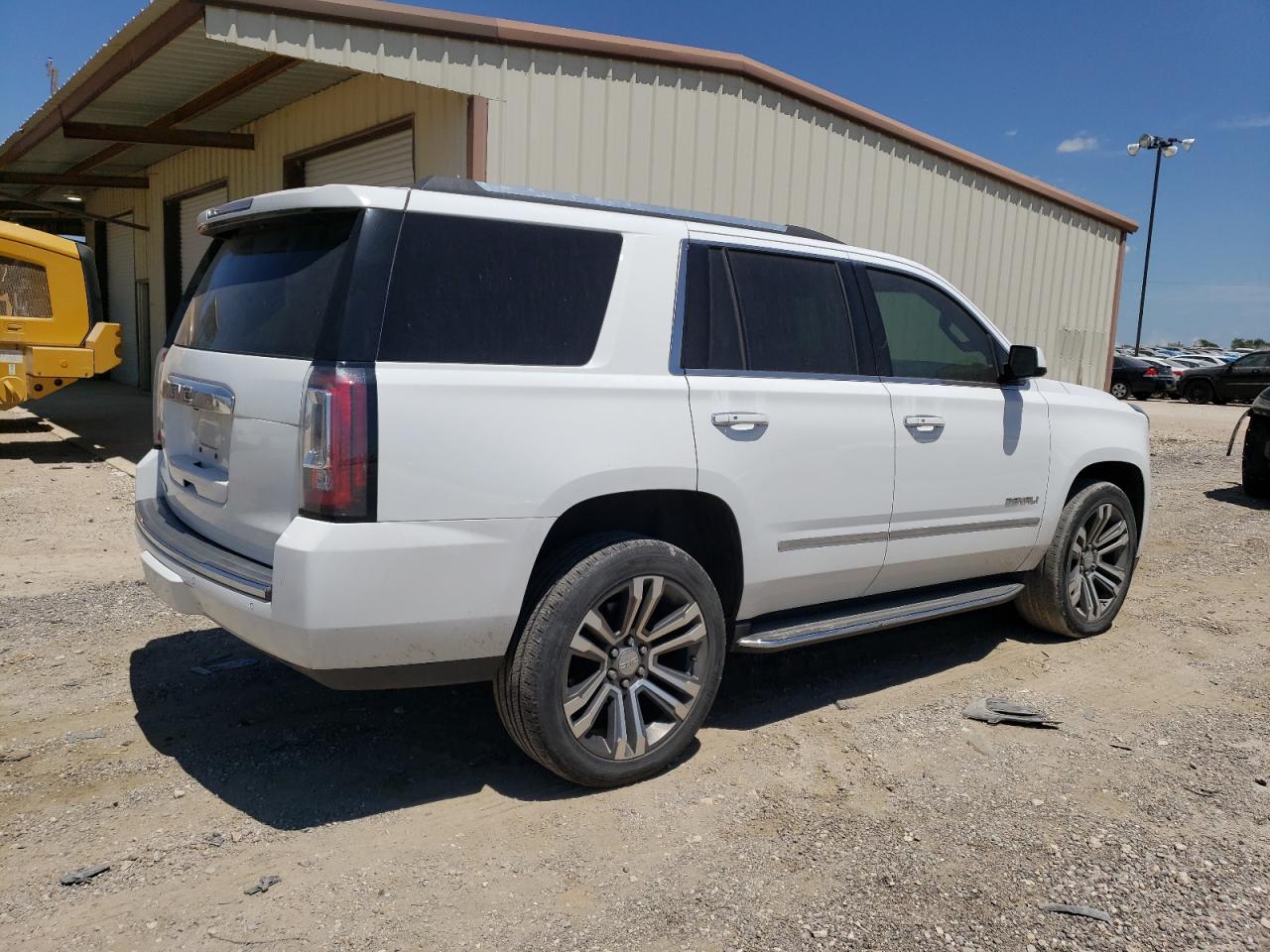 Автомобіль GMC YUKON DENALI 2019 | GrandCar Автомобіль GMC YUKON DENALI 2019 | GrandCar