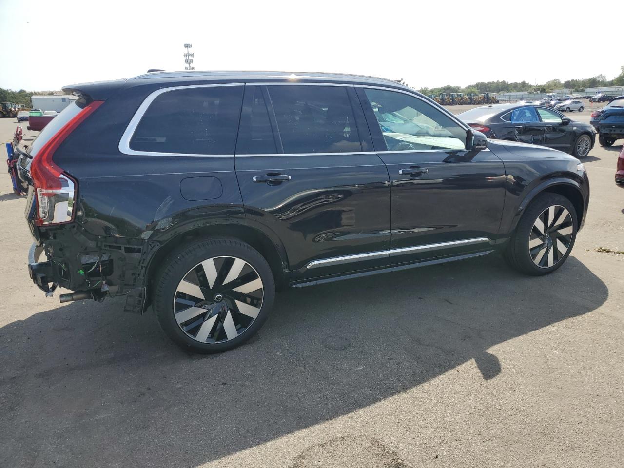 Автомобиль VOLVO XC90 T6 INSCRIPTION 2021 | GrandCar Автомобиль VOLVO XC90 T6 INSCRIPTION 2021 | GrandCar