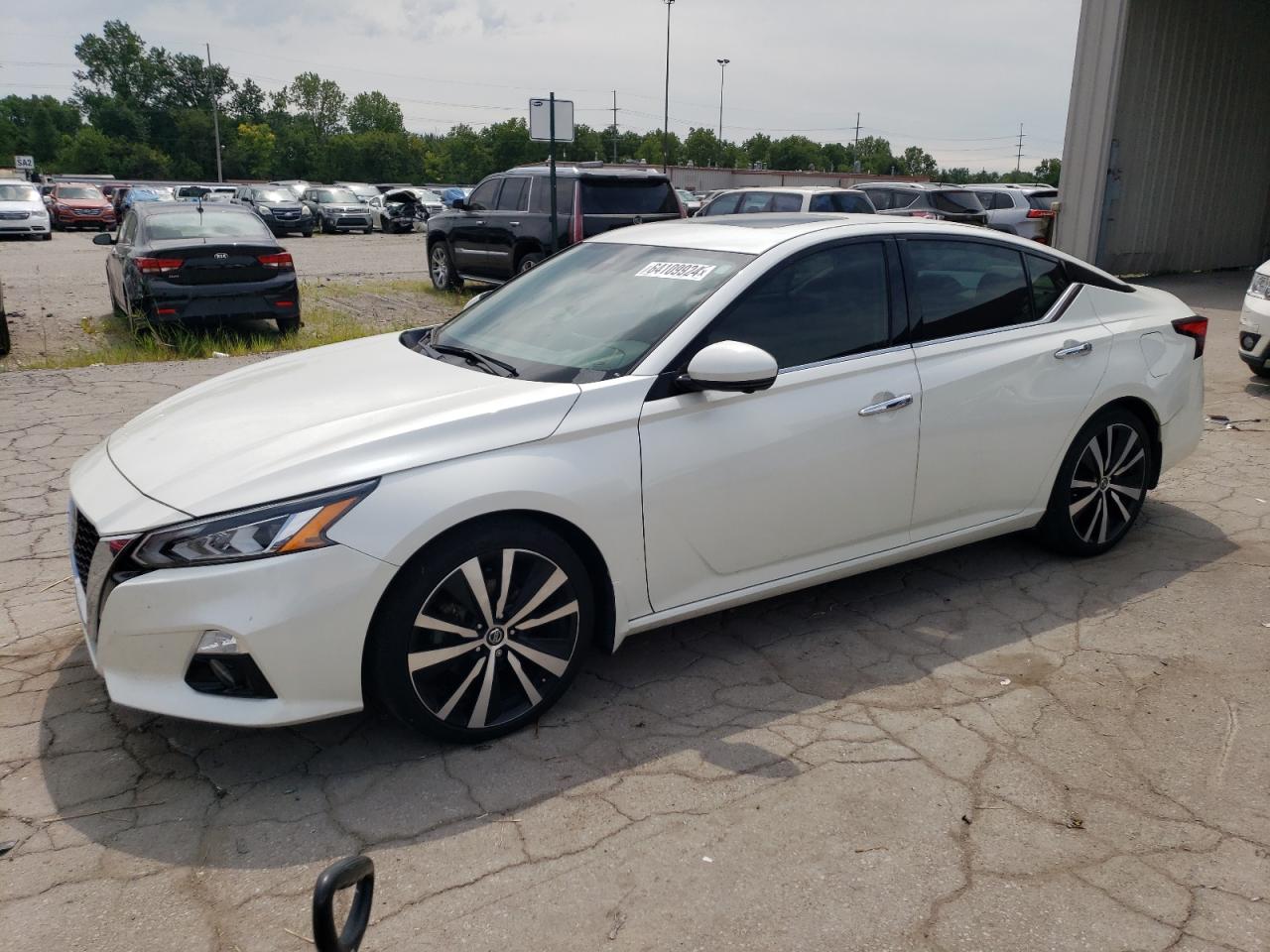 Автомобиль NISSAN ALTIMA PLATINUM 2020 | GrandCar