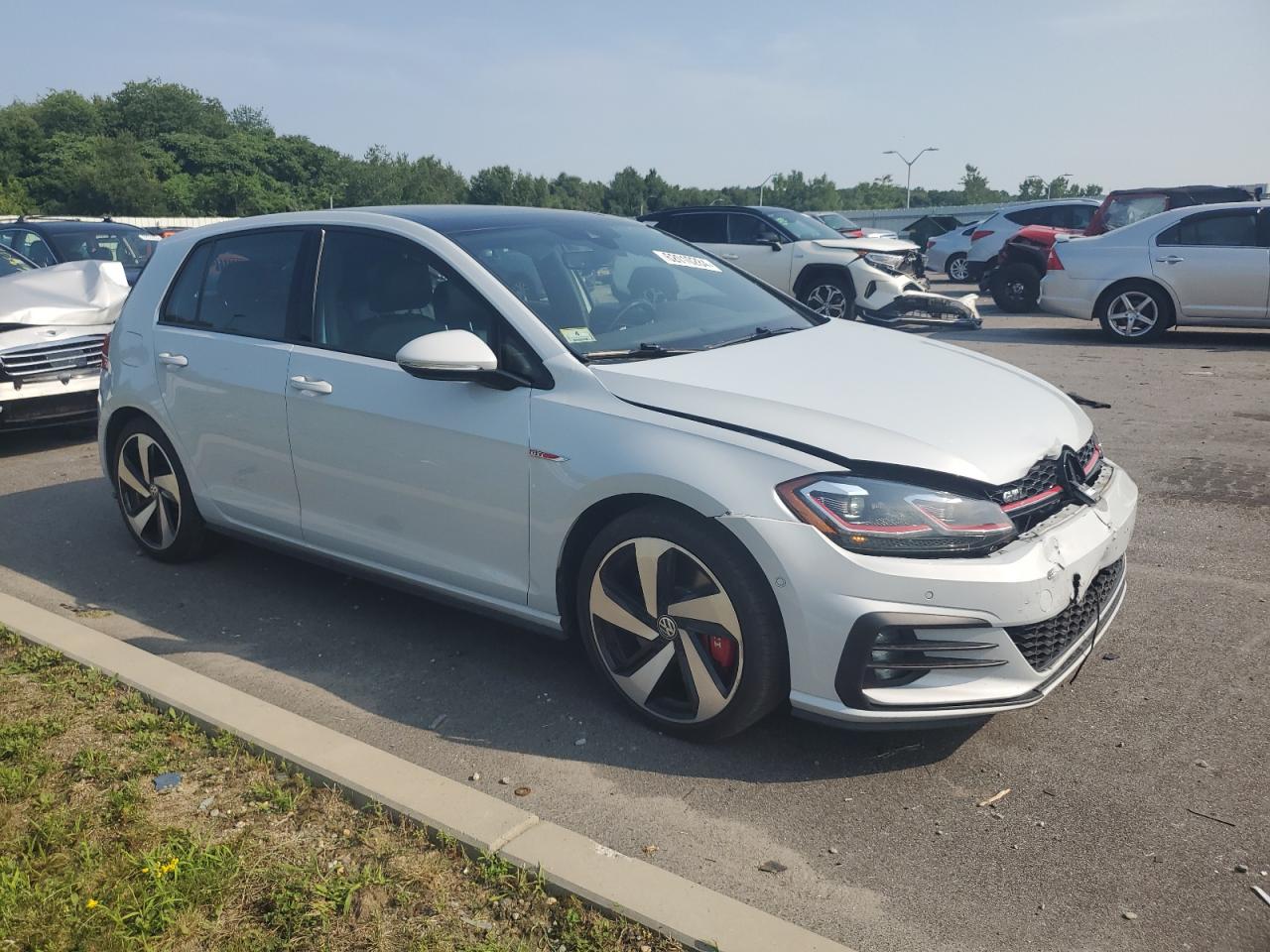 Автомобиль VOLKSWAGEN GTI S/SE 2018 | GrandCar Автомобиль VOLKSWAGEN GTI S/SE 2018 | GrandCar