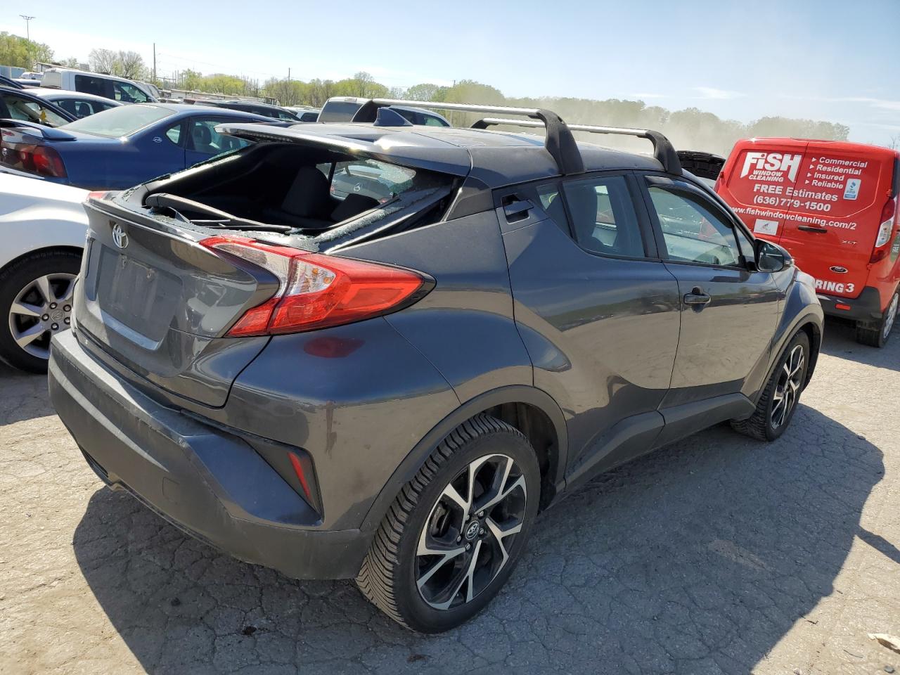 Автомобіль TOYOTA C-HR XLE 2018 | GrandCar Автомобіль TOYOTA C-HR XLE 2018 | GrandCar