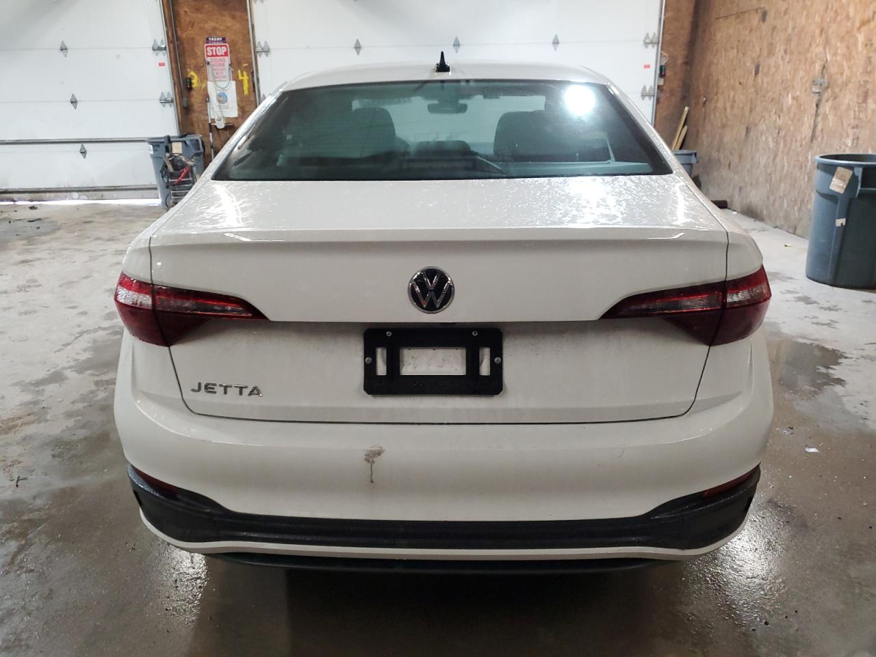 Автомобіль VOLKSWAGEN JETTA SPORT 2024 | GrandCar Автомобіль VOLKSWAGEN JETTA SPORT 2024 | GrandCar
