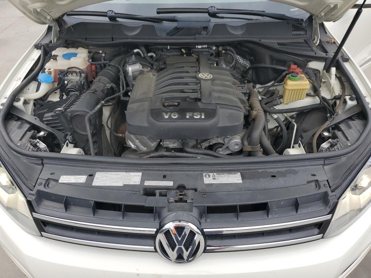 Автомобиль VOLKSWAGEN TOUAREG V6 2012 | GrandCar Автомобиль VOLKSWAGEN TOUAREG V6 2012 | GrandCar