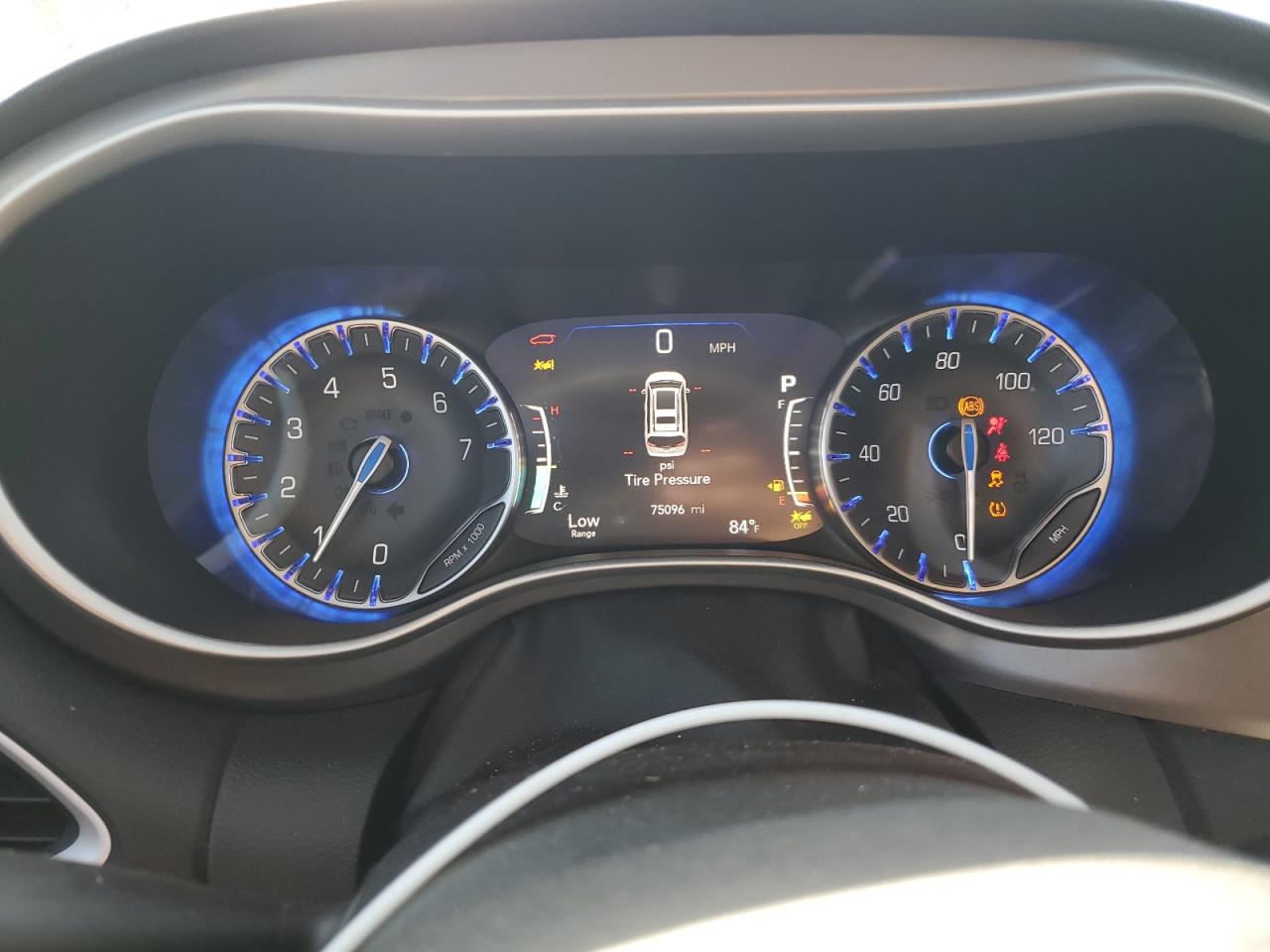 Автомобиль CHRYSLER PACIFICA TOURING L 2022 | GrandCar Автомобиль CHRYSLER PACIFICA TOURING L 2022 | GrandCar