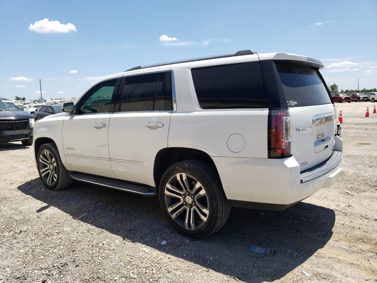 Автомобіль GMC YUKON DENALI 2019 | GrandCar Автомобіль GMC YUKON DENALI 2019 | GrandCar