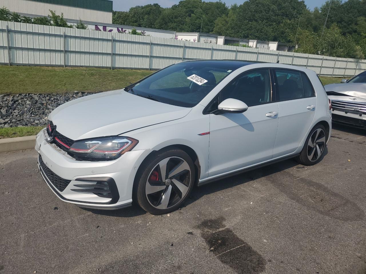 Автомобиль VOLKSWAGEN GTI S/SE 2018 | GrandCar