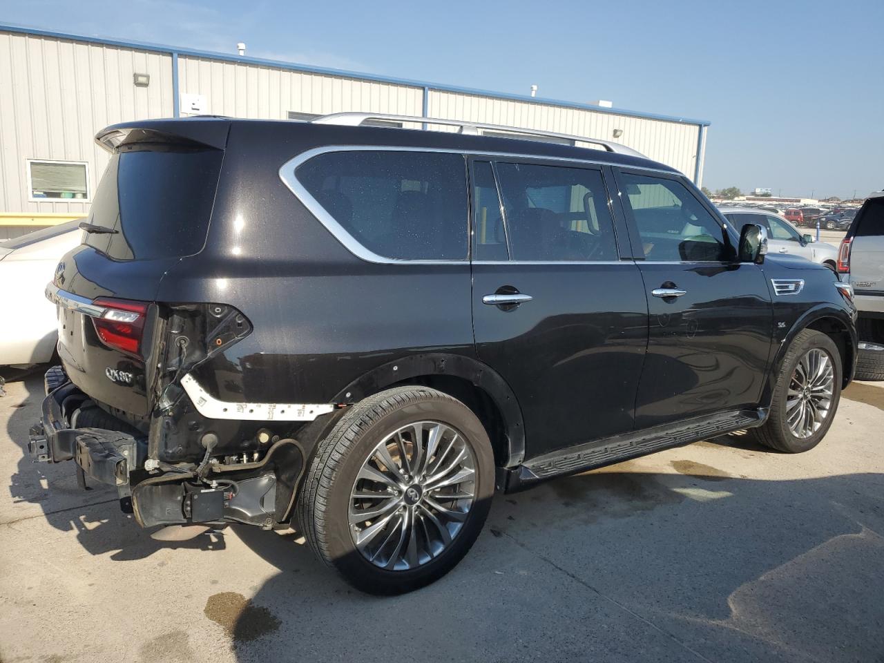 Автомобіль INFINITI QX80 BASE 2018 | GrandCar Автомобіль INFINITI QX80 BASE 2018 | GrandCar