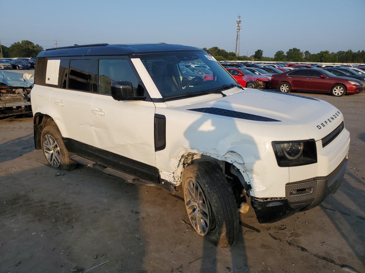 Автомобиль LAND ROVER DEFENDER 110 X-DYNAMIC SE 2024 | GrandCar Автомобиль LAND ROVER DEFENDER 110 X-DYNAMIC SE 2024 | GrandCar