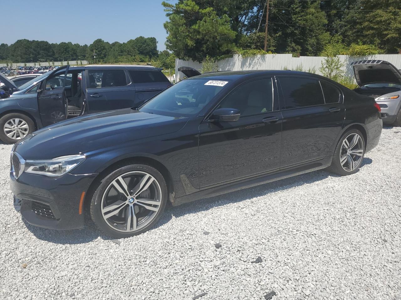 Автомобиль BMW 750 I 2019 | GrandCar