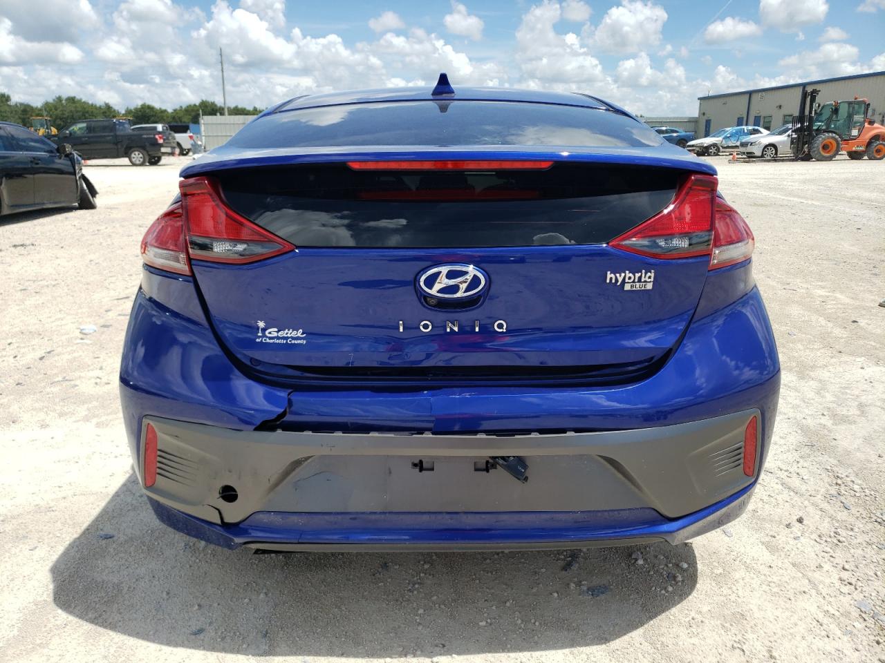 Автомобиль HYUNDAI IONIQ BLUE 2020 | GrandCar Автомобиль HYUNDAI IONIQ BLUE 2020 | GrandCar