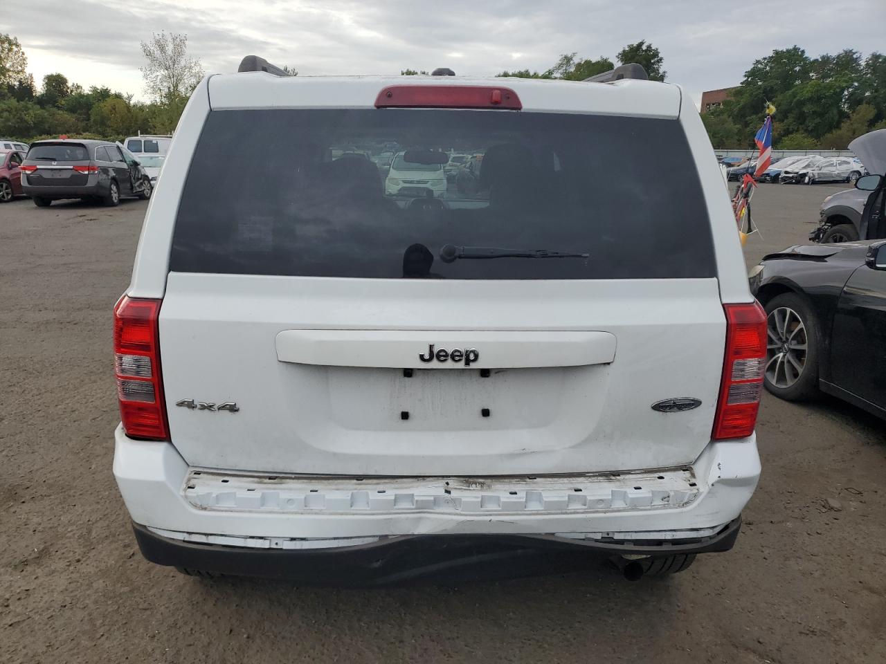 Автомобиль JEEP PATRIOT LATITUDE 2015 | GrandCar Автомобиль JEEP PATRIOT LATITUDE 2015 | GrandCar