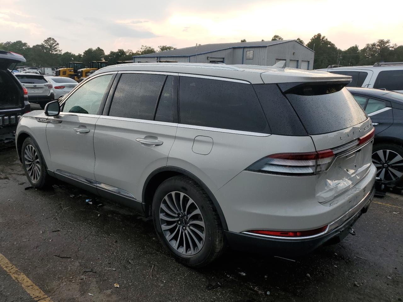 Автомобіль LINCOLN AVIATOR RESERVE 2020 | GrandCar Автомобіль LINCOLN AVIATOR RESERVE 2020 | GrandCar