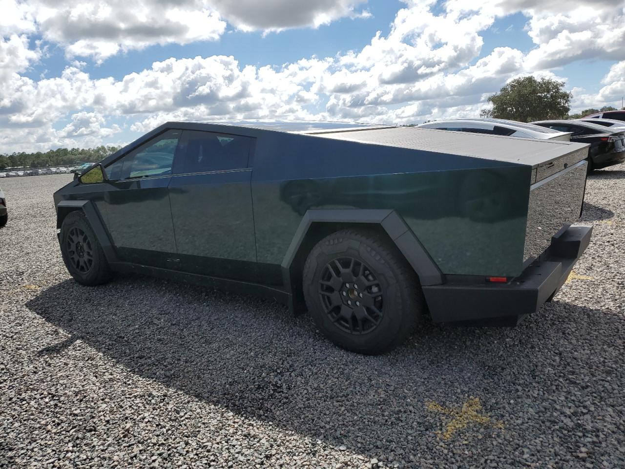Автомобиль TESLA CYBERTRUCK 2024 | GrandCar Автомобиль TESLA CYBERTRUCK 2024 | GrandCar