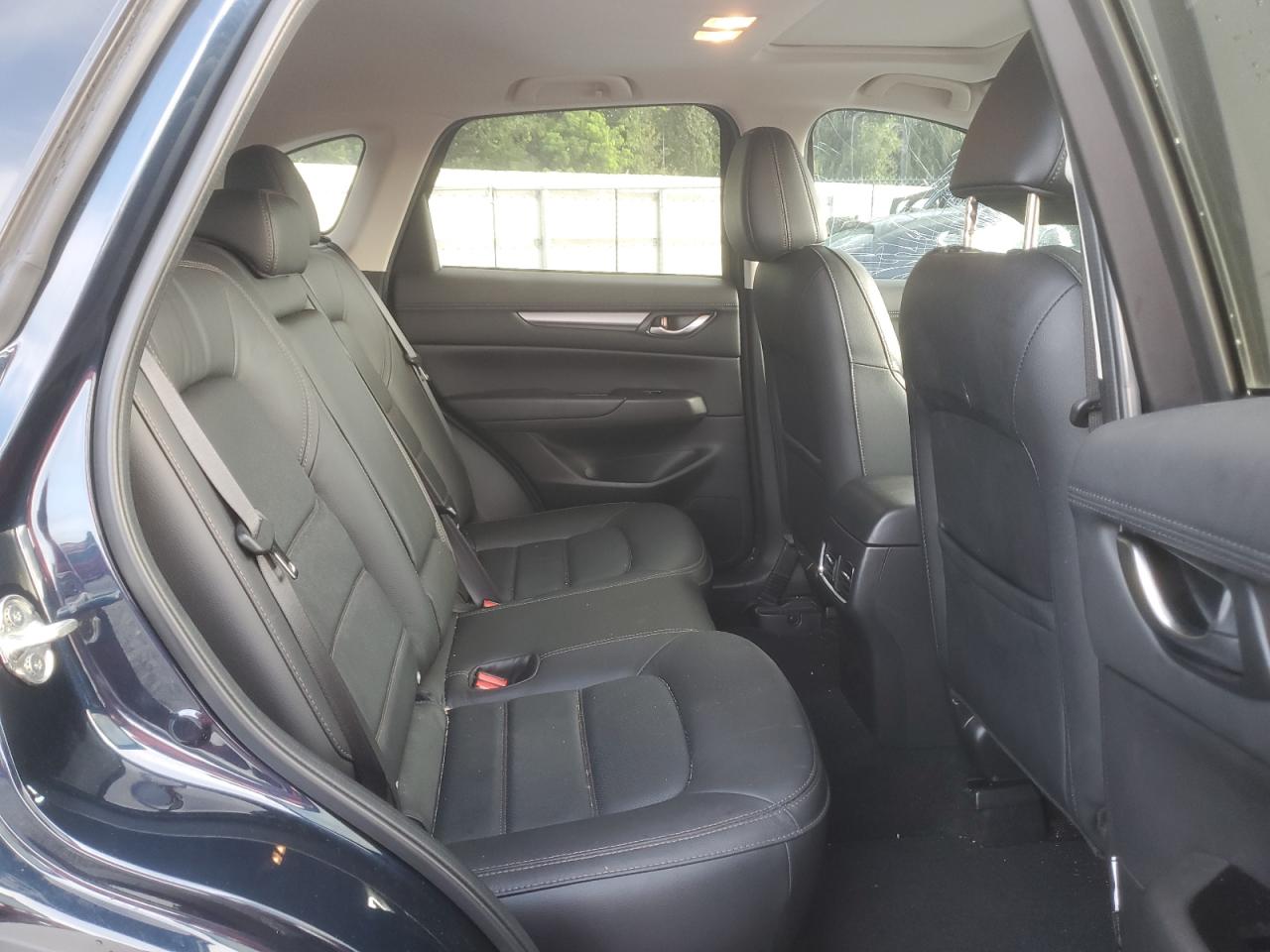 Автомобиль MAZDA CX-5 PREFERRED 2023 | GrandCar Автомобиль MAZDA CX-5 PREFERRED 2023 | GrandCar