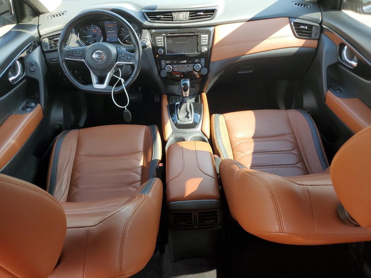 Автомобиль NISSAN ROGUE S 2018 | GrandCar Автомобиль NISSAN ROGUE S 2018 | GrandCar