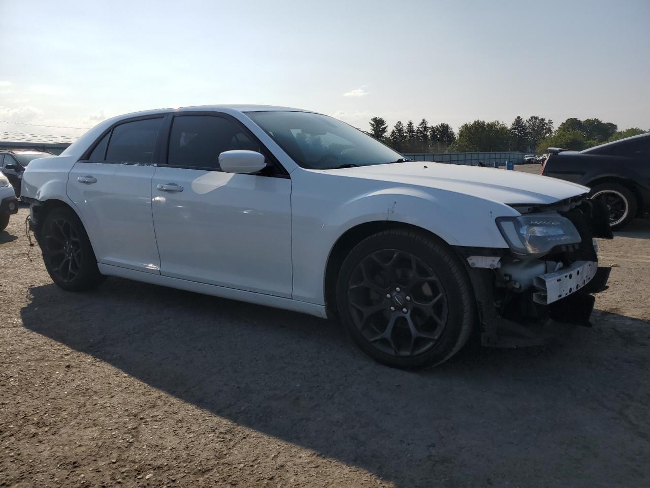 Автомобиль CHRYSLER 300 S 2019 | GrandCar Автомобиль CHRYSLER 300 S 2019 | GrandCar