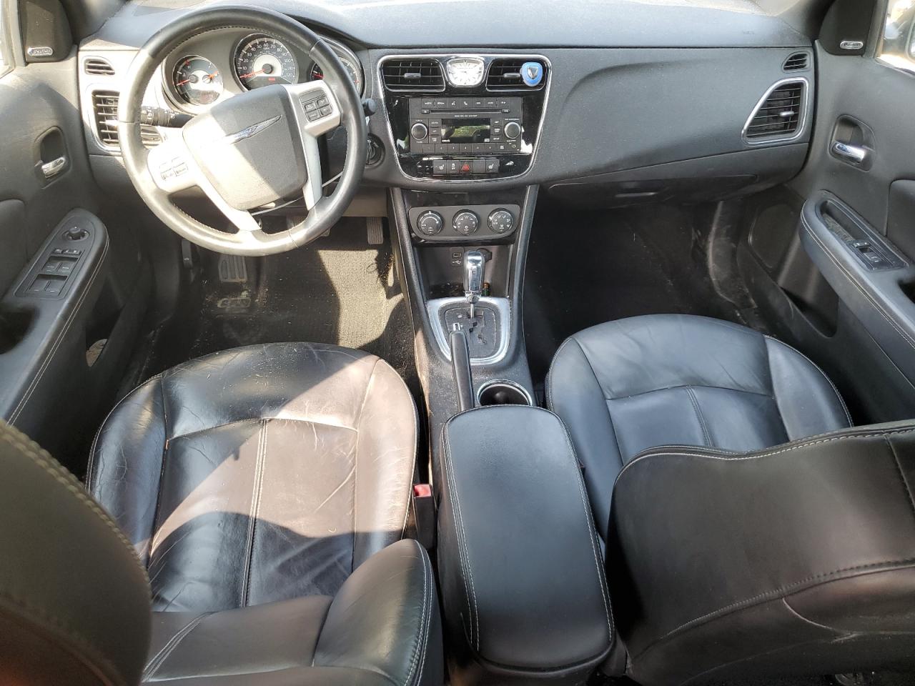 Автомобіль CHRYSLER 200 LIMITED 2014 | GrandCar Автомобіль CHRYSLER 200 LIMITED 2014 | GrandCar
