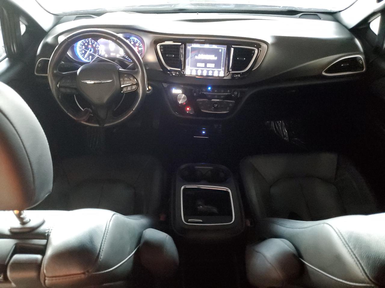 Автомобиль CHRYSLER PACIFICA TOURING L PLUS 2020 | GrandCar Автомобиль CHRYSLER PACIFICA TOURING L PLUS 2020 | GrandCar