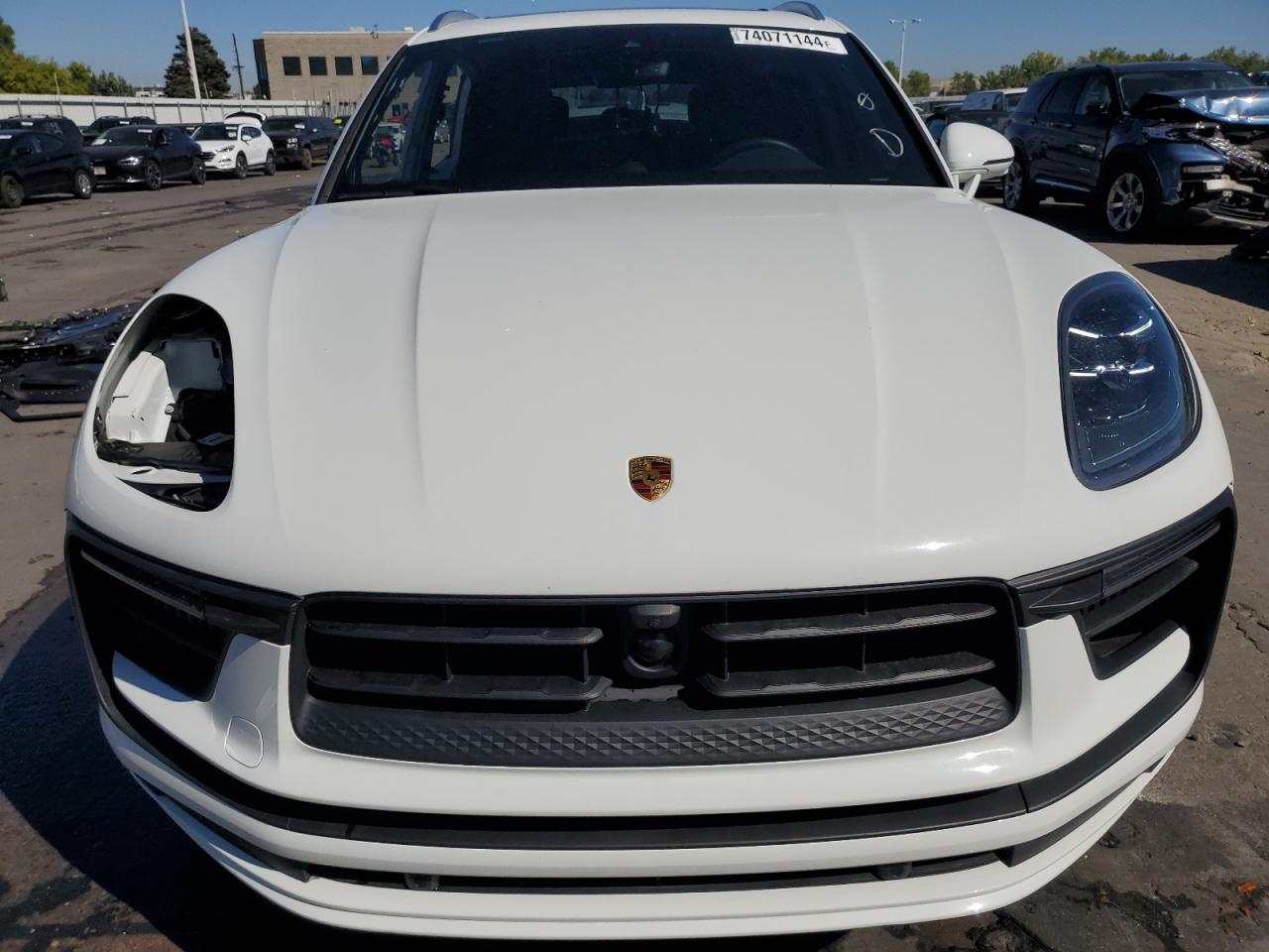 Автомобиль PORSCHE MACAN S 2023 | GrandCar Автомобиль PORSCHE MACAN S 2023 | GrandCar