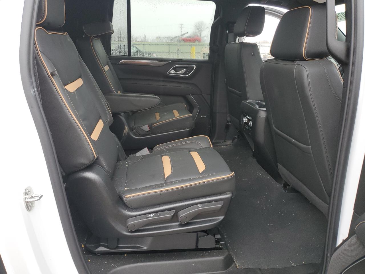 Автомобіль GMC YUKON XL K1500 AT4 2024 | GrandCar Автомобіль GMC YUKON XL K1500 AT4 2024 | GrandCar