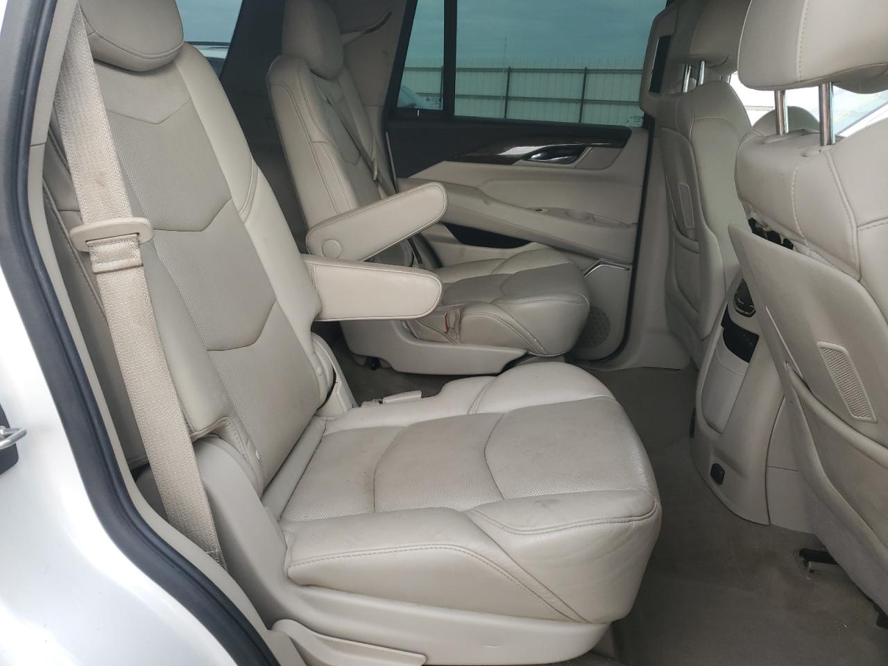 Автомобіль CADILLAC ESCALADE LUXURY 2019 | GrandCar Автомобіль CADILLAC ESCALADE LUXURY 2019 | GrandCar